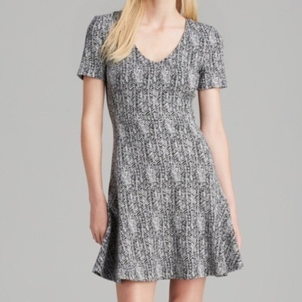 Theory Nikay V Parcel Herringbone Knit V-Neck A-Line Dress Black White Size 12